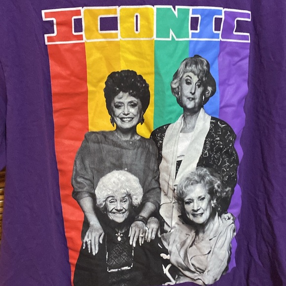 EUC Golden Girls ICONIC Rainbow + Graphic Tee shirt XL - Picture 2 of 4